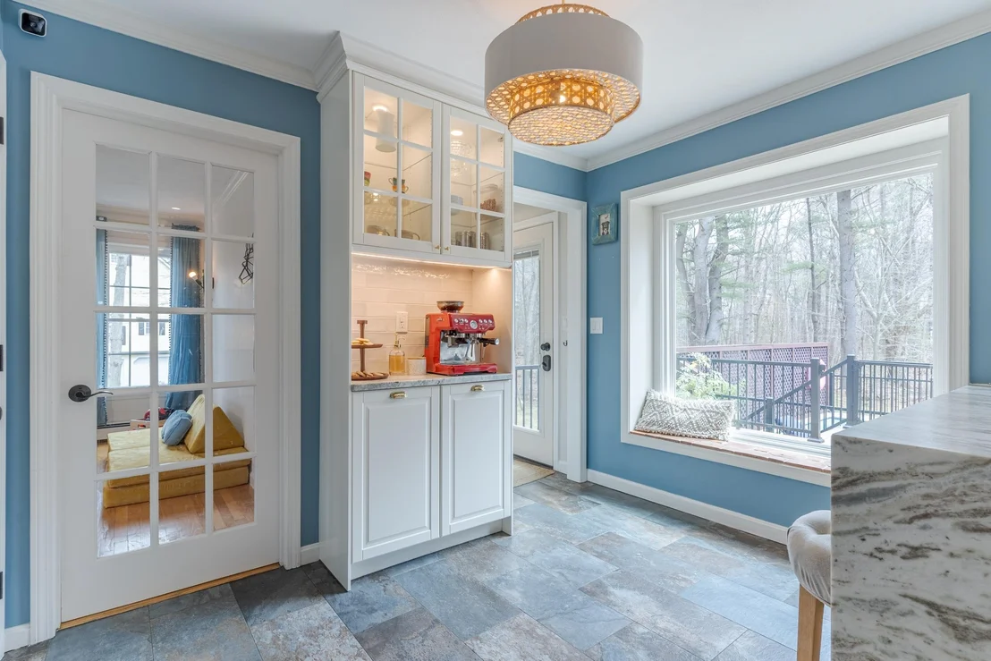 Photo of 37 Alexander