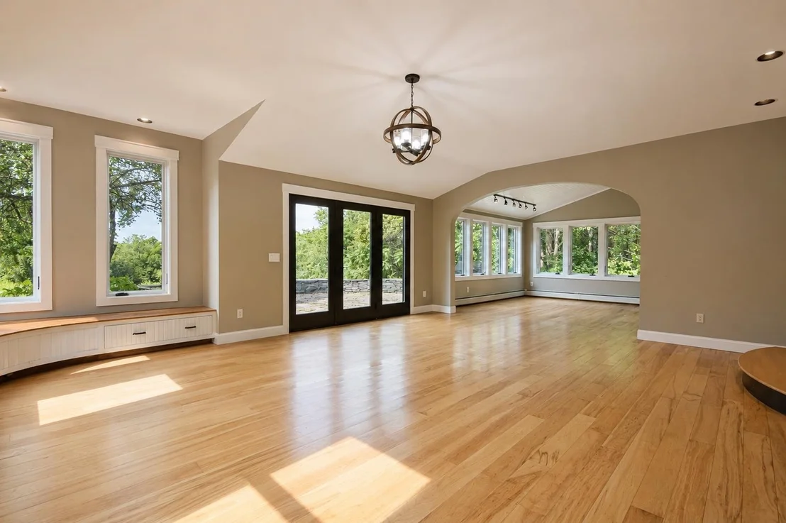 Photo of 170 Lyman