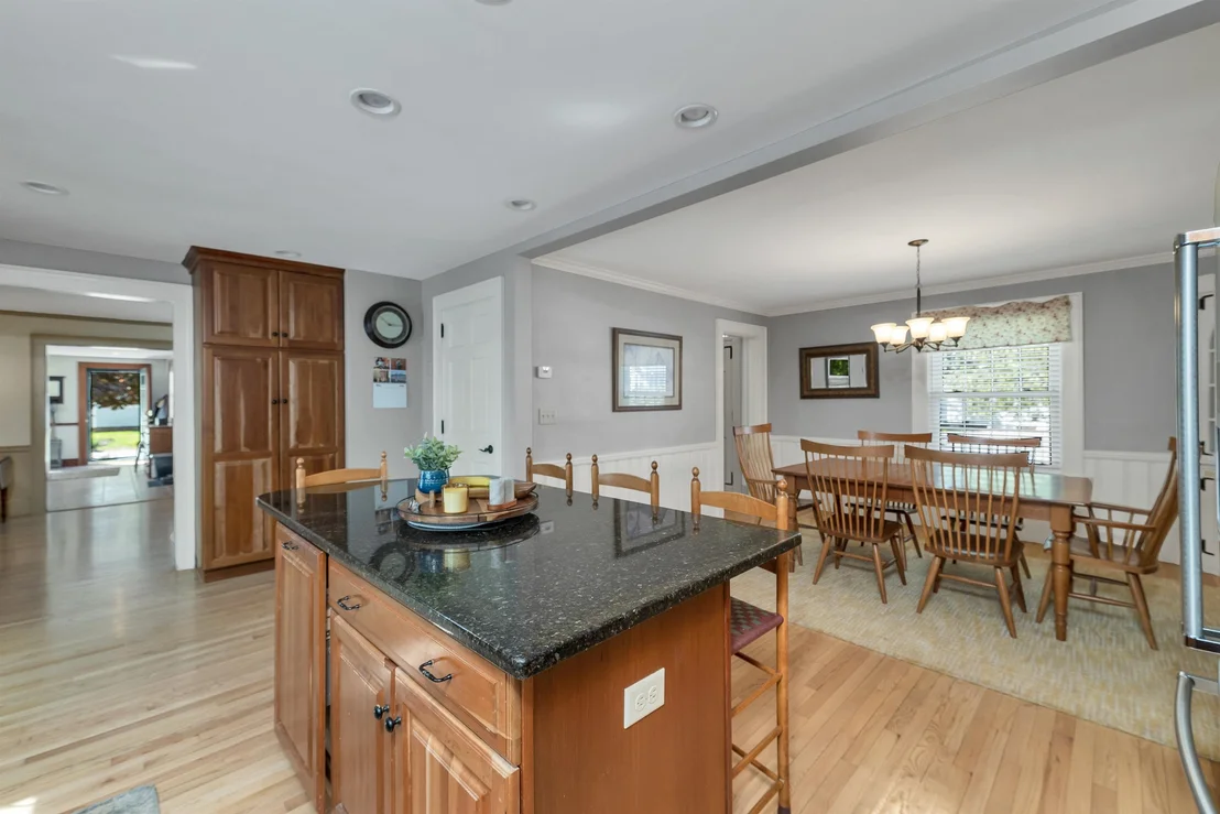 Photo of 2 Glendale