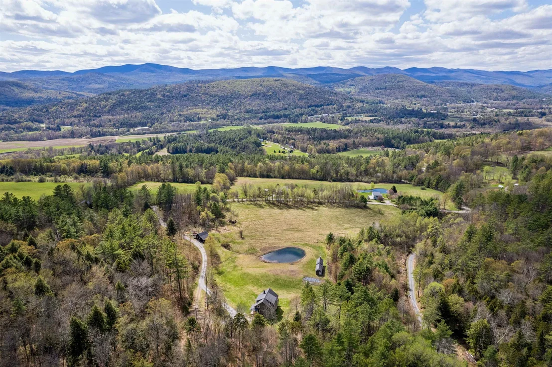 Photo of 3673 Fish Hill