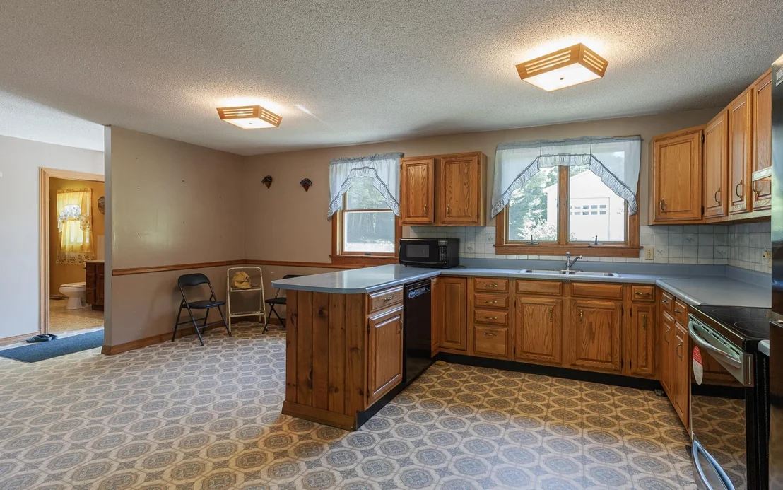 Photo of 337 Old Keene