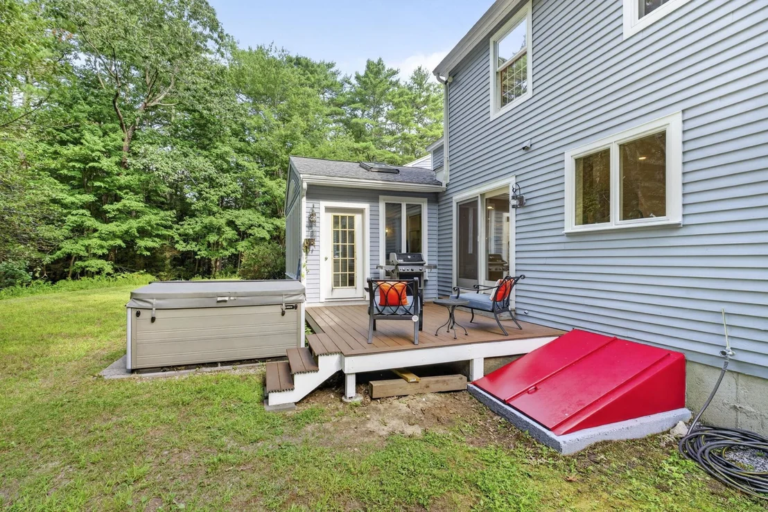 Photo of 14 Fieldstone