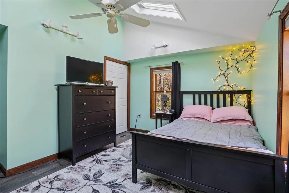 Photo of 326 Lockes Hill