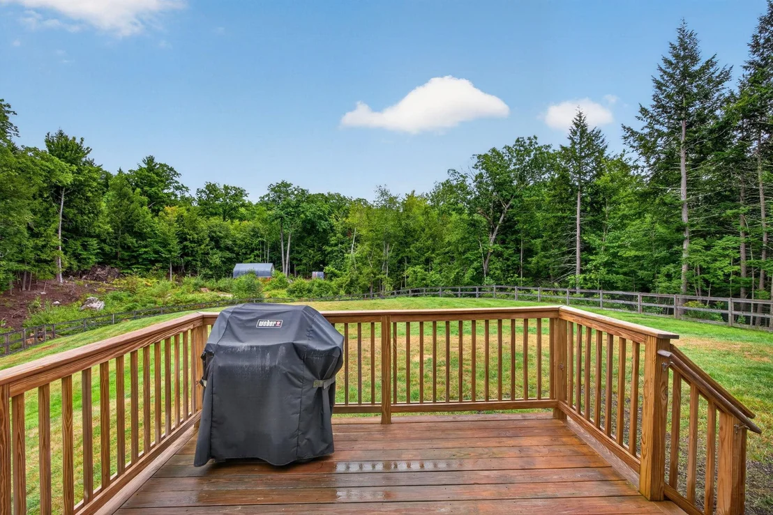 Photo of 992 Beauty Hill