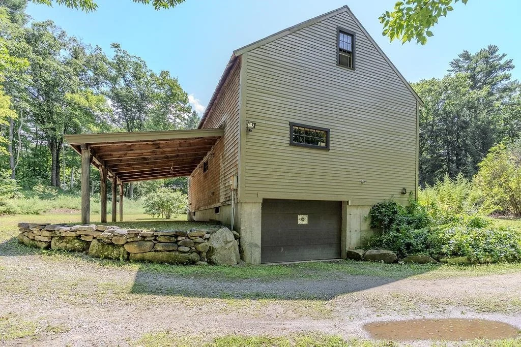 Photo of 129 Webster Mills