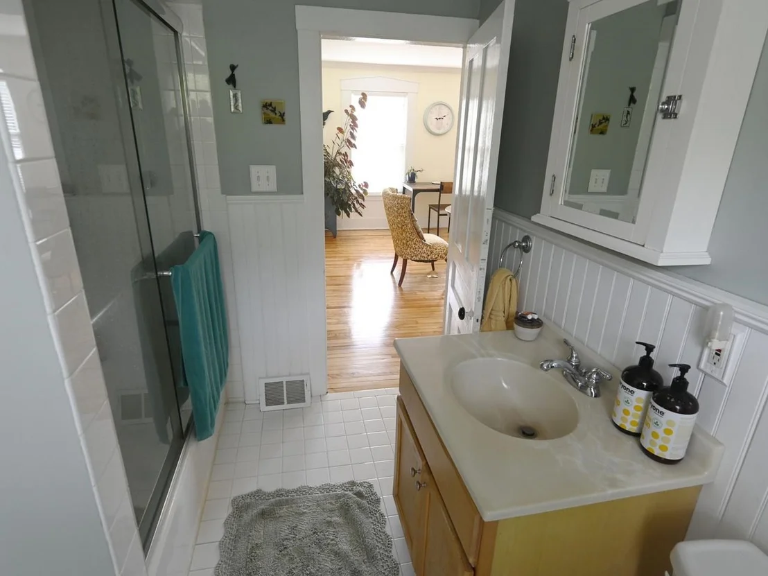 Photo of 4614 Brook