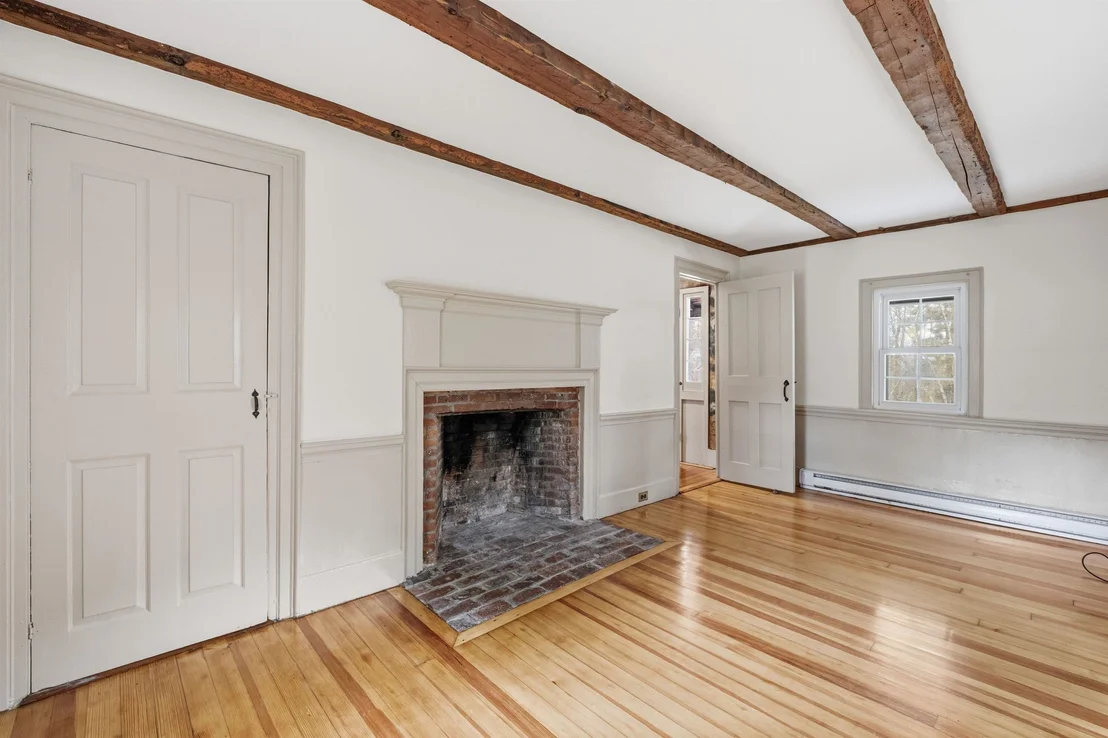 Photo of 275 Granite