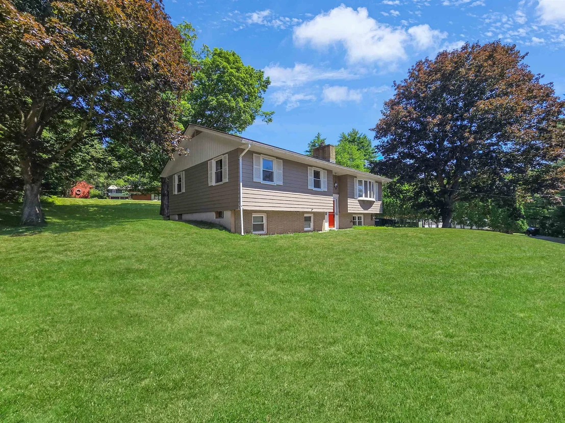 Photo of 6 Juniper Hill