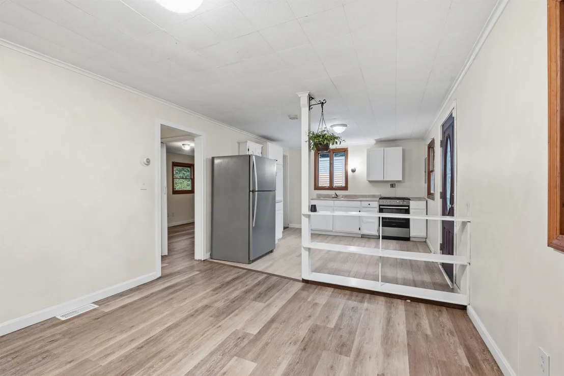 Photo of 111 Fox