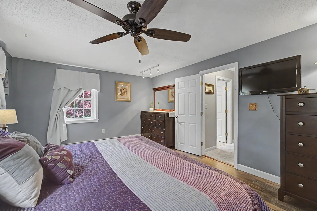 Photo of 50 Webster