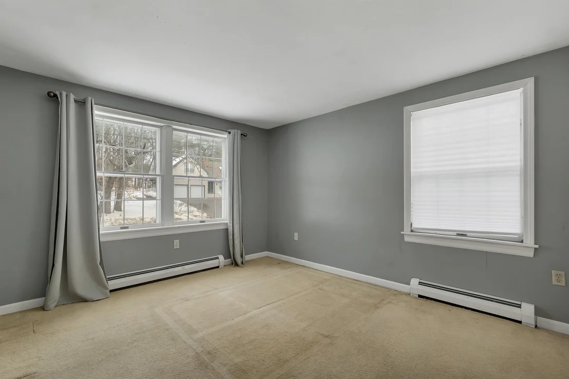 Photo of 53 Oak Knoll