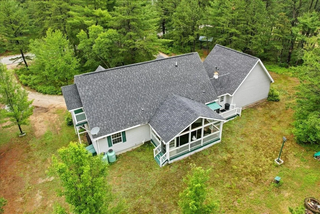 Photo of 548 Silver Pine
