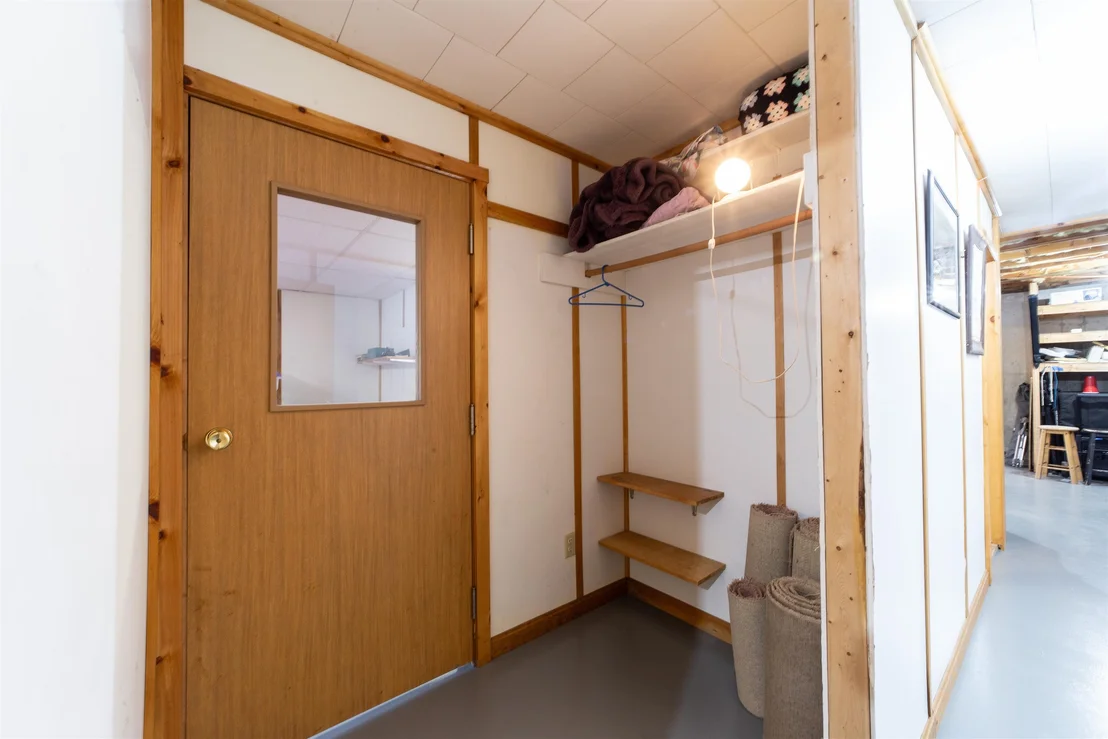 Photo of 450 Upper Birch