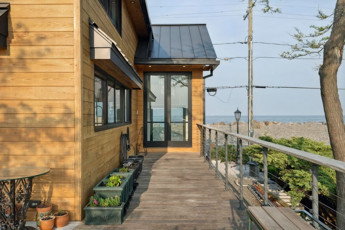 Photo of 1681 Ocean