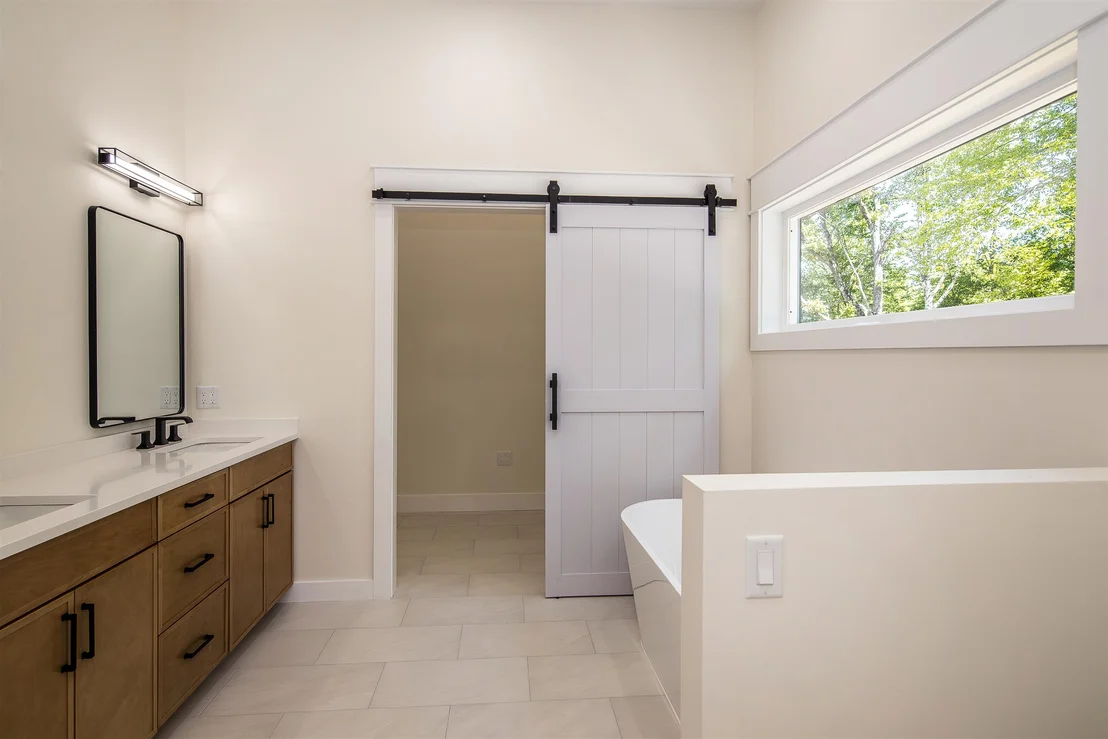 Photo of 140 Echo View