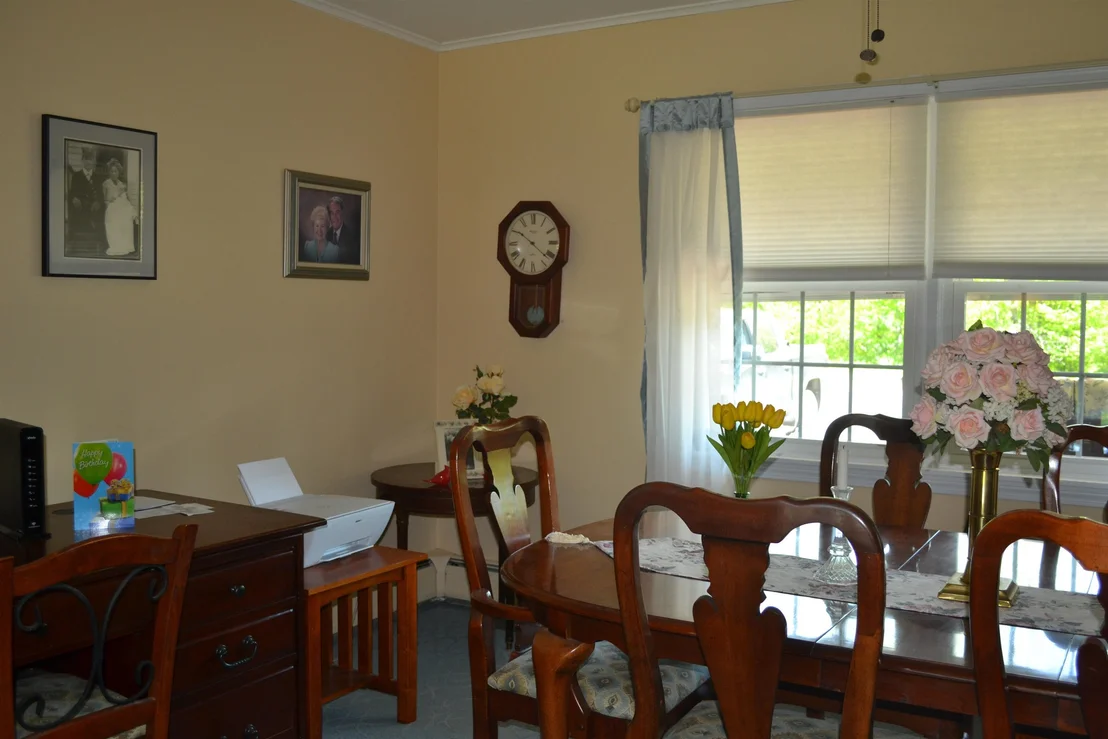 Photo of 108 Morin