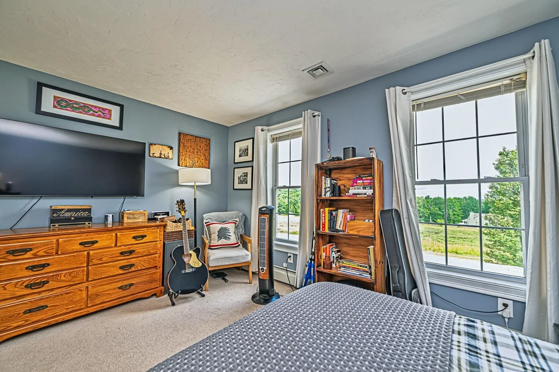 Photo of 72 Tenney