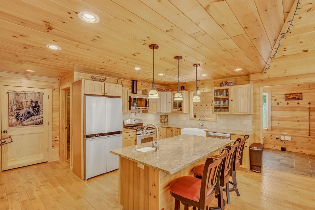 Photo of 1560 Cherry Valley