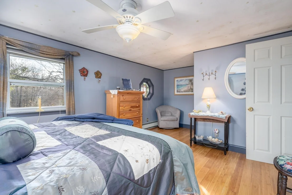 Photo of 140 Mountain View