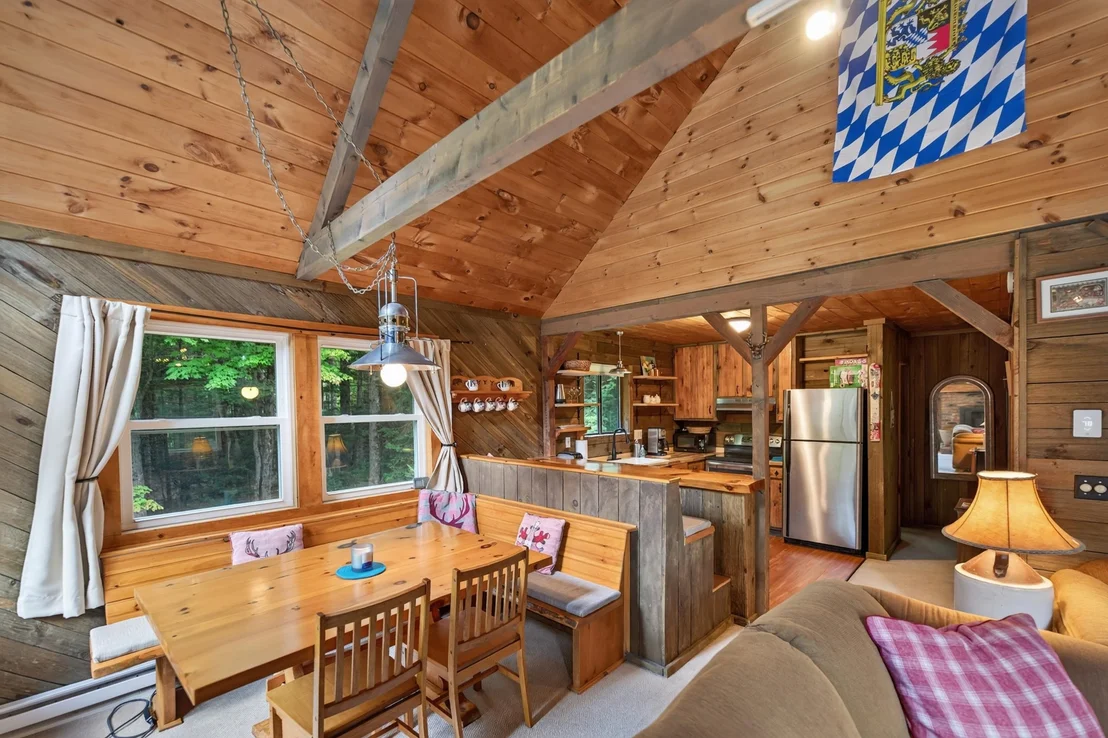 Photo of 48 Upper Highlands