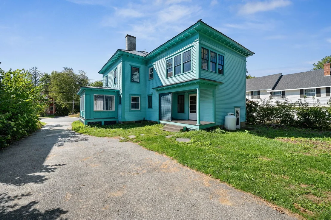 Photo of 173 Central