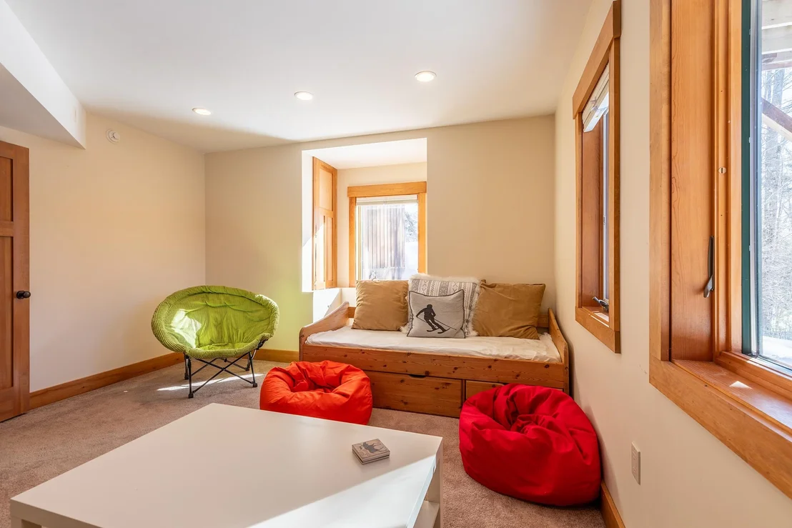 Photo of 42 Cedar