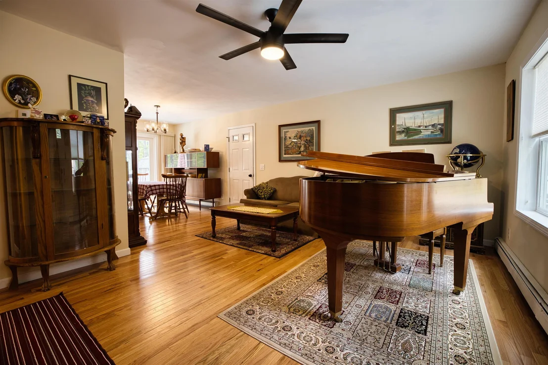 Photo of 23 Stoddard