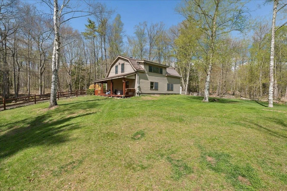 Photo of 321 Loudon