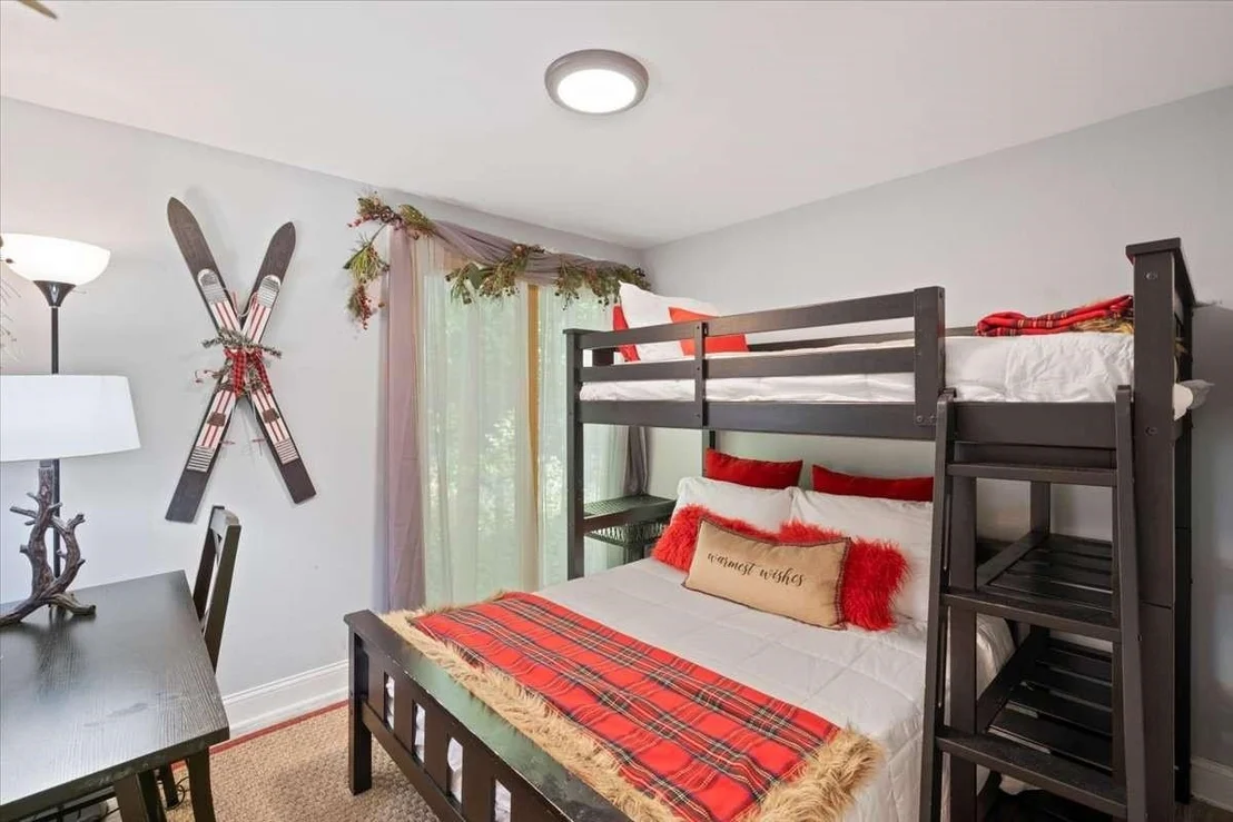 Photo of 34 Mountain View