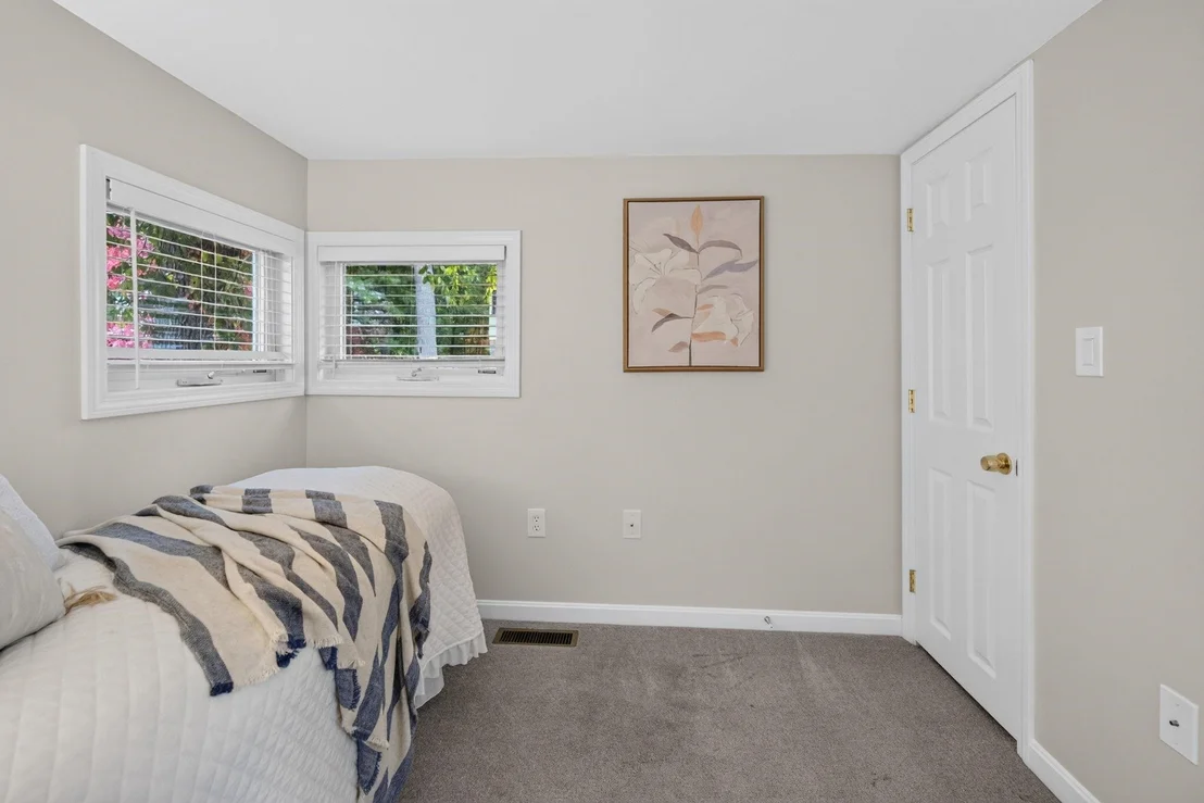 Photo of 20 Lakeside