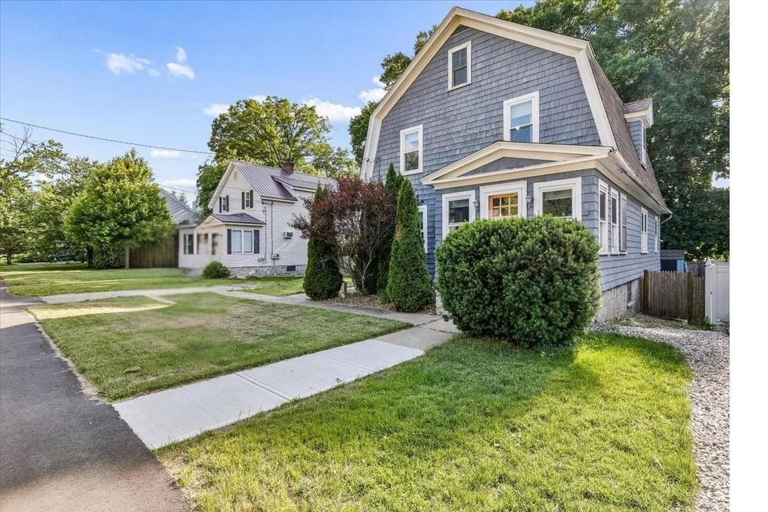 Photo of 838 Maple