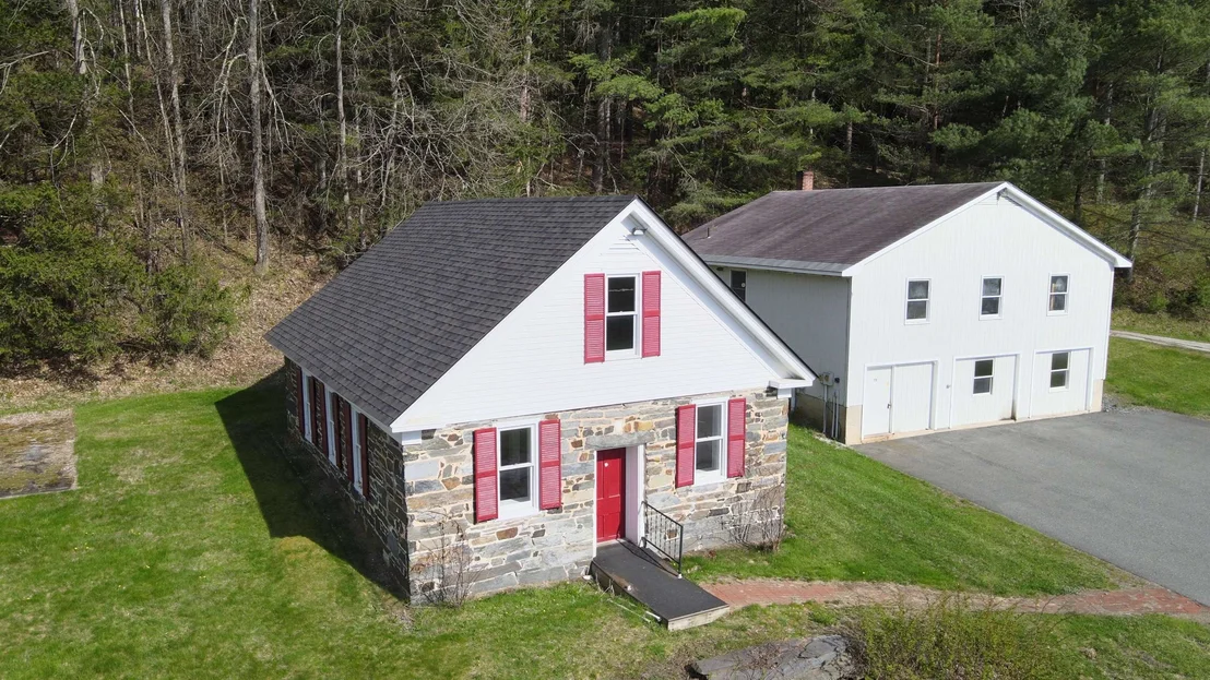 Photo of 33 Sunset Hill