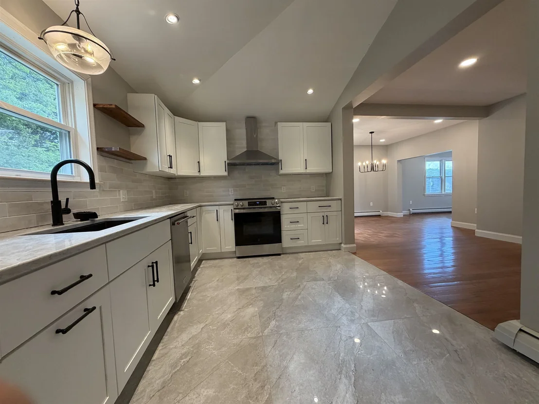 Photo of 723 Third