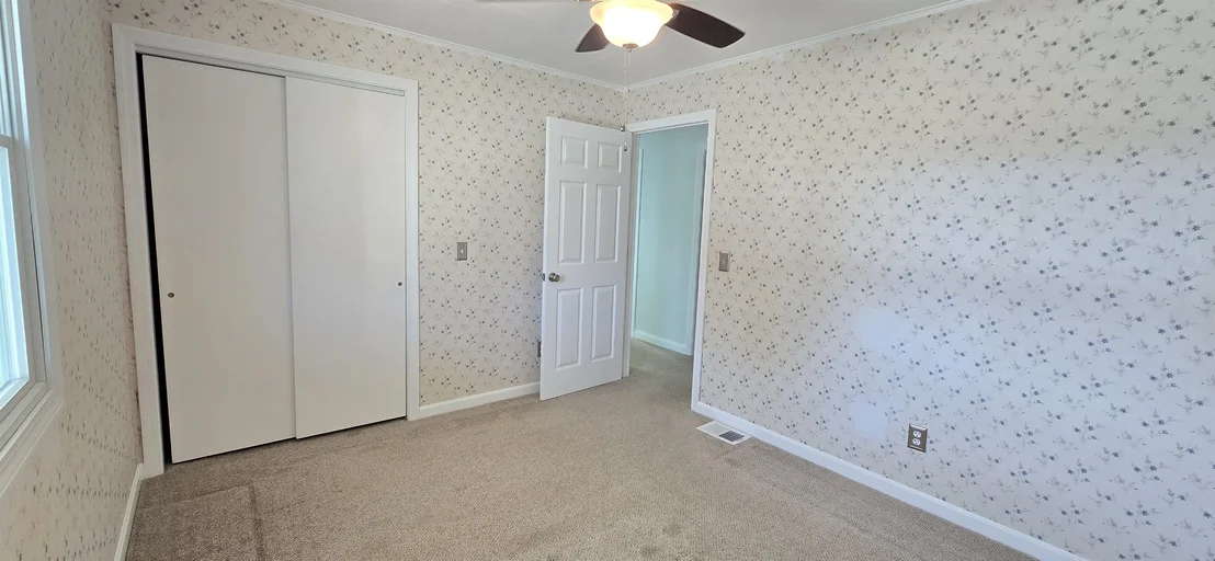 Photo of 33 Lynwood