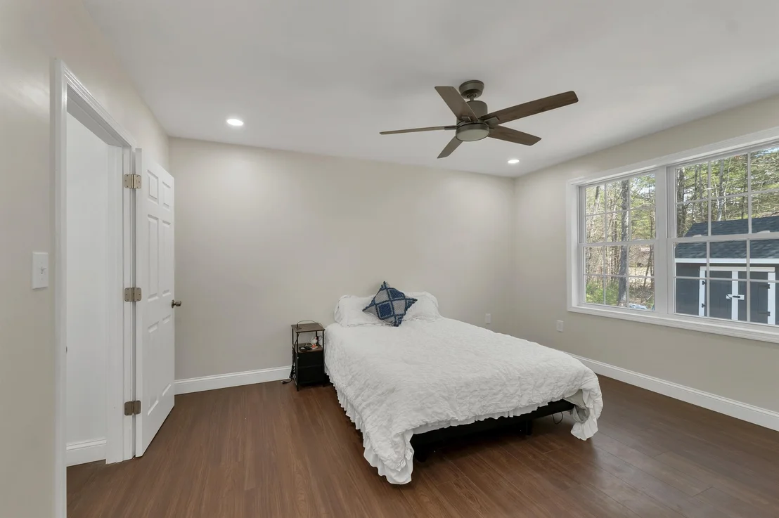 Photo of 54 Granite
