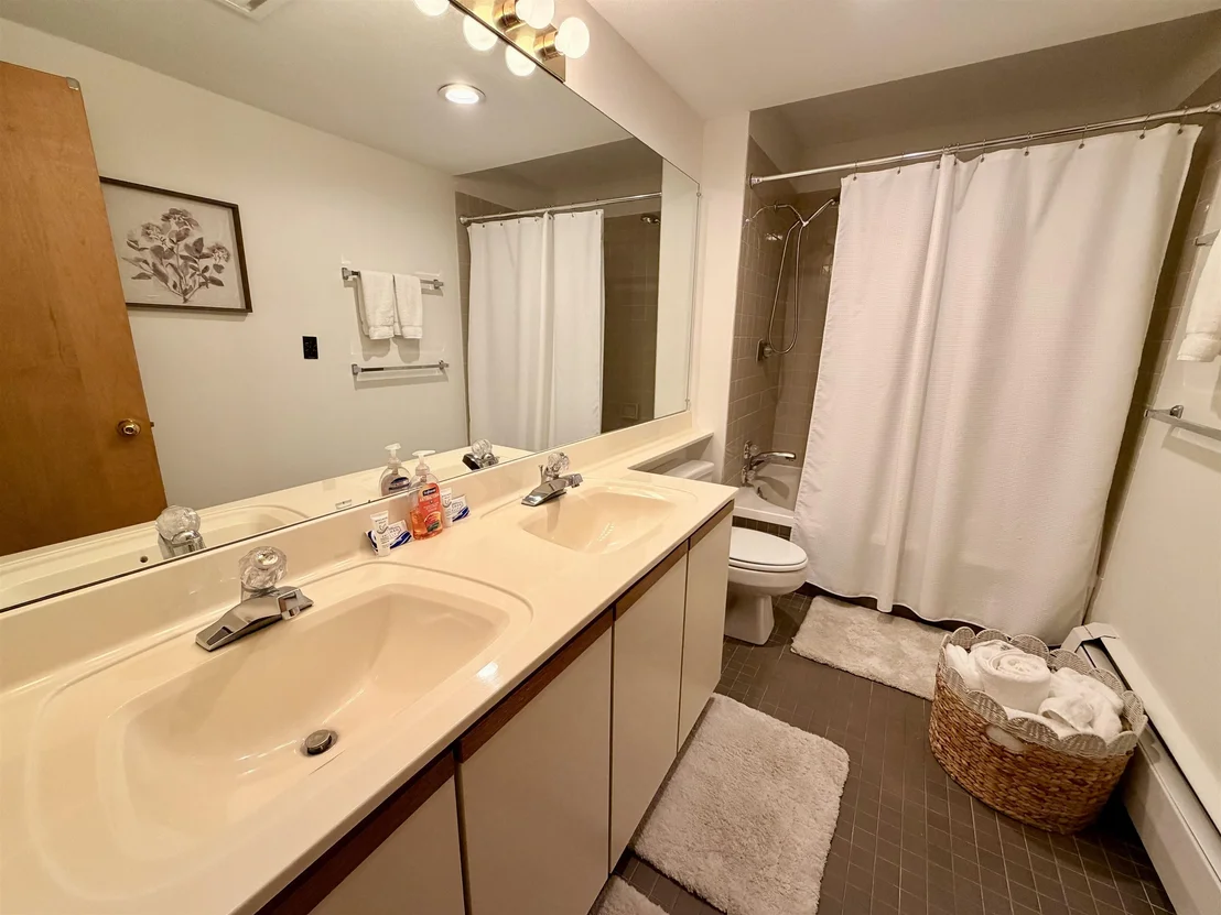 Photo of Unit TH1 at 2D Townhouse