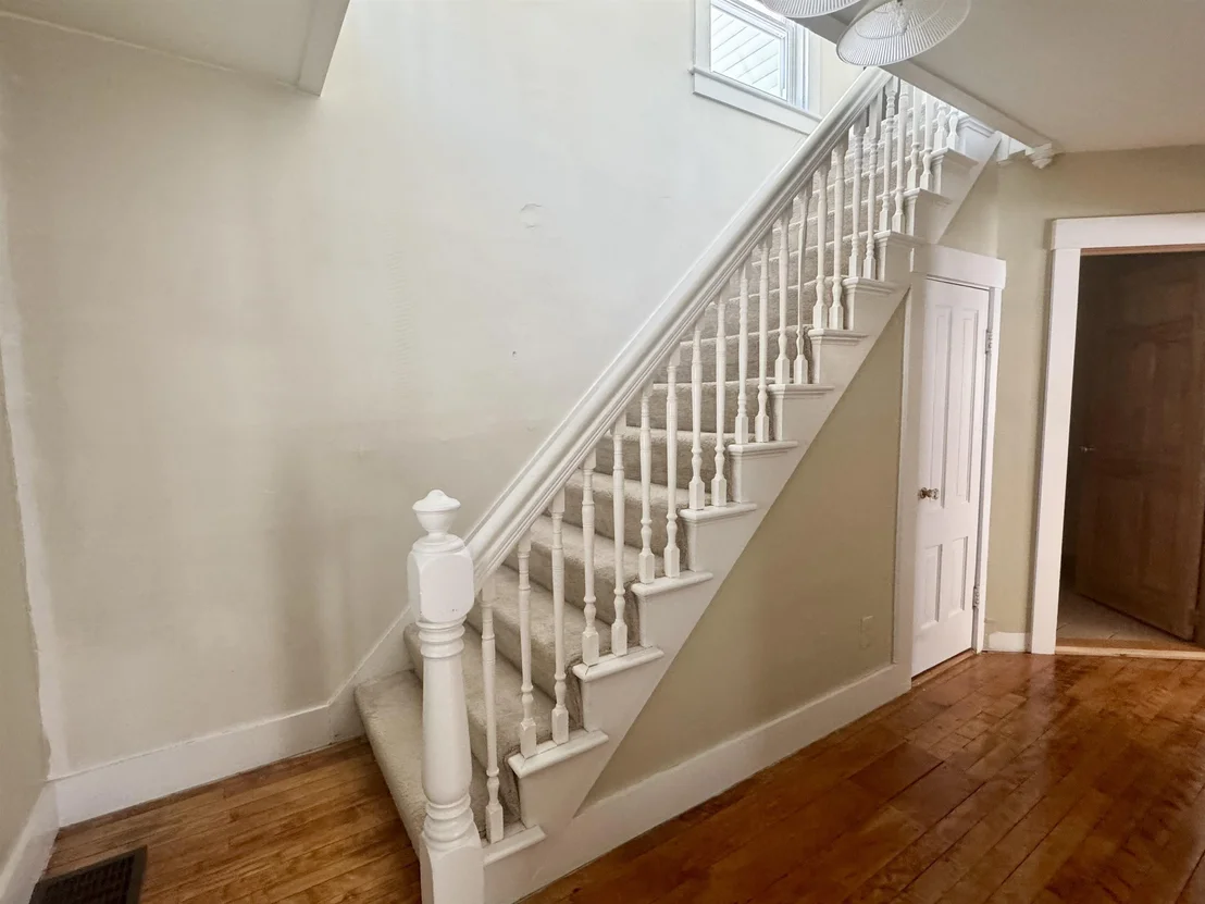 Photo of 137 Wall