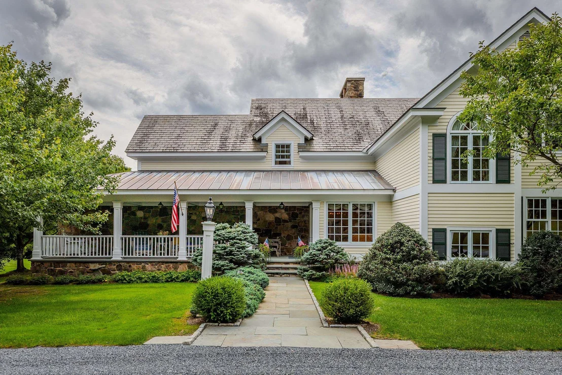 Photo of 325 Twin Willows