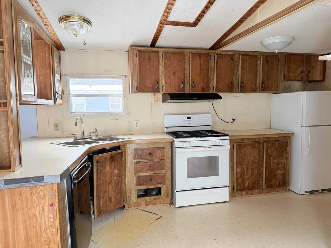 Photo of 56 Daniels