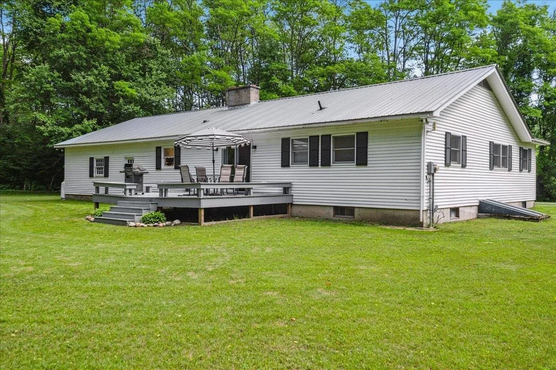 Photo of 7 Grassy Brook