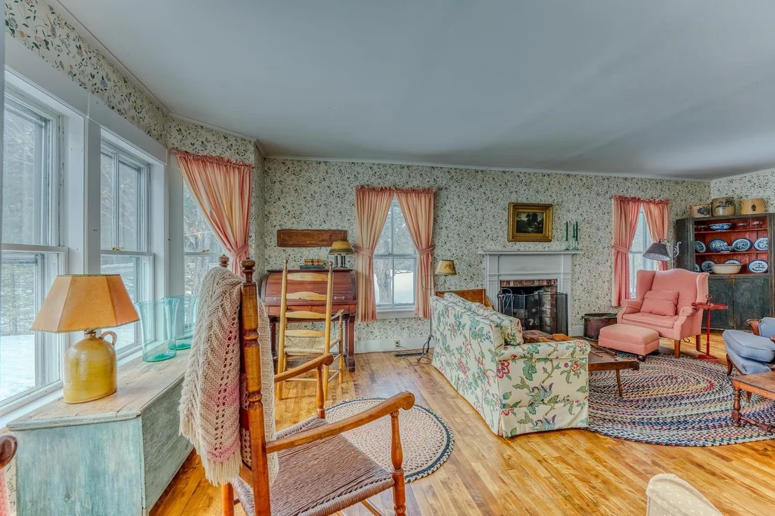 Photo of 249 Mountain View