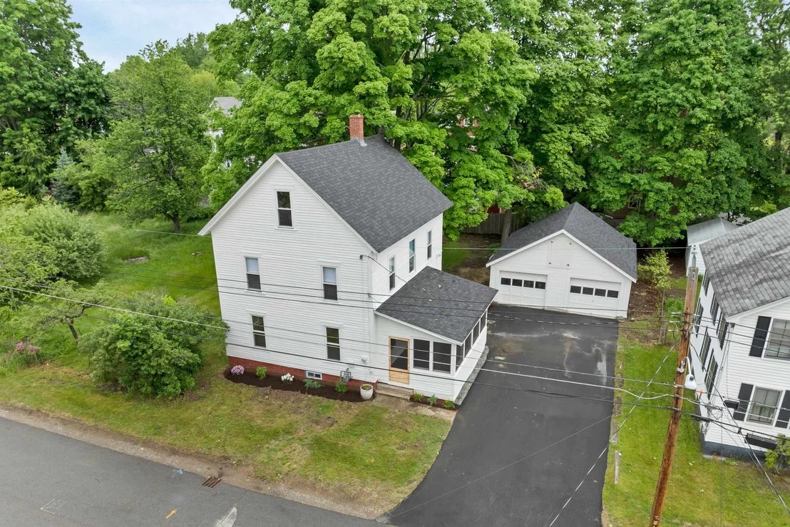 Photo of 33 Spruce