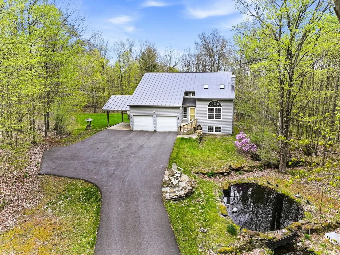 Photo of 84 Long Pond