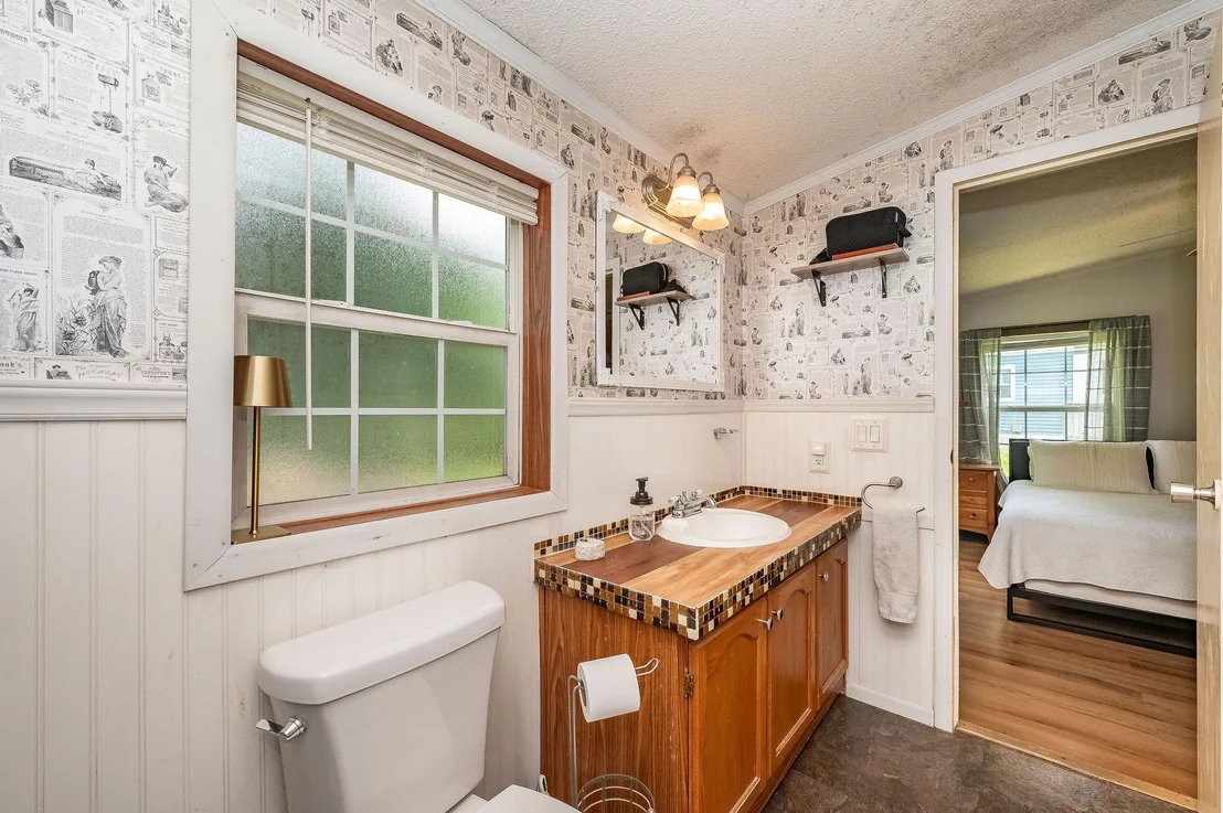 Photo of 446 Emerald