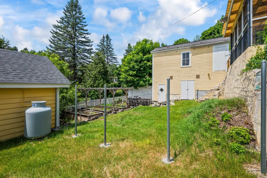 Photo of 419 Hillside