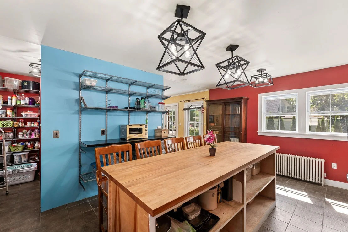 Photo of 276 Central
