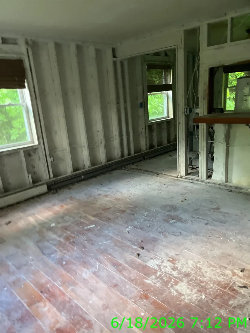 Photo of 142 Folsom Hill