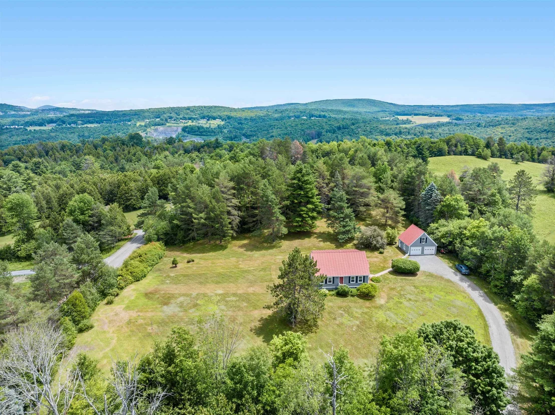 Photo of 2323 Snowbridge