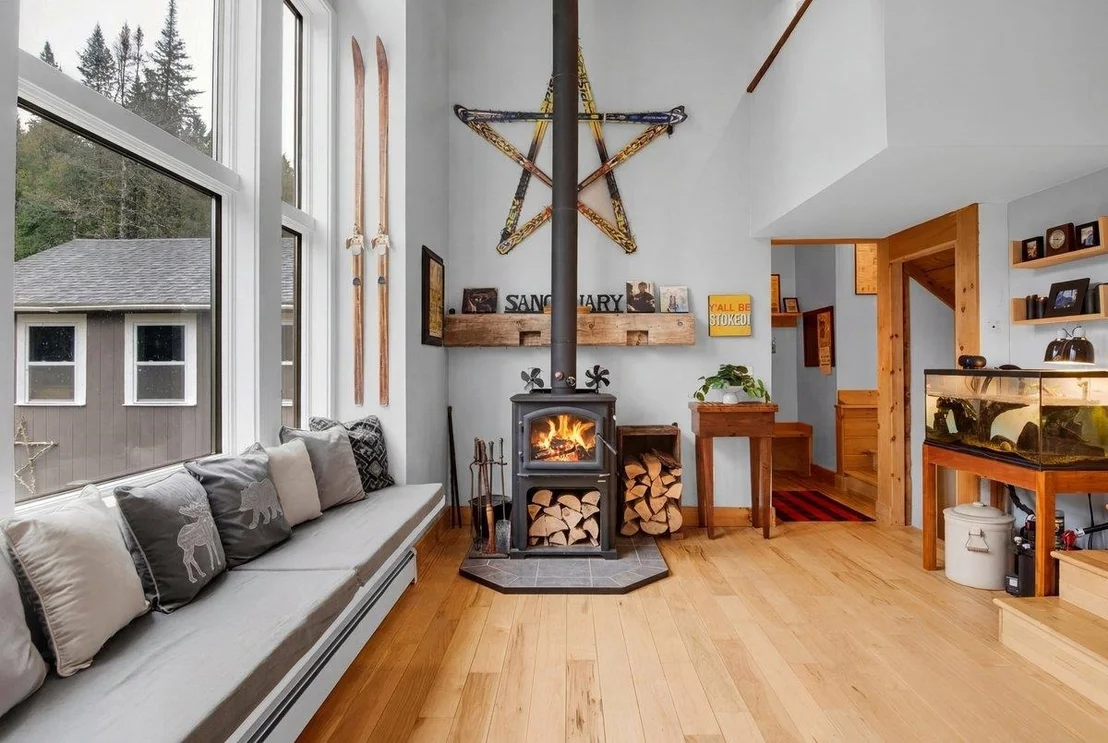 Photo of 204 Pike Hill