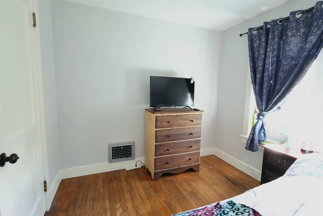 Photo of 427 Maple